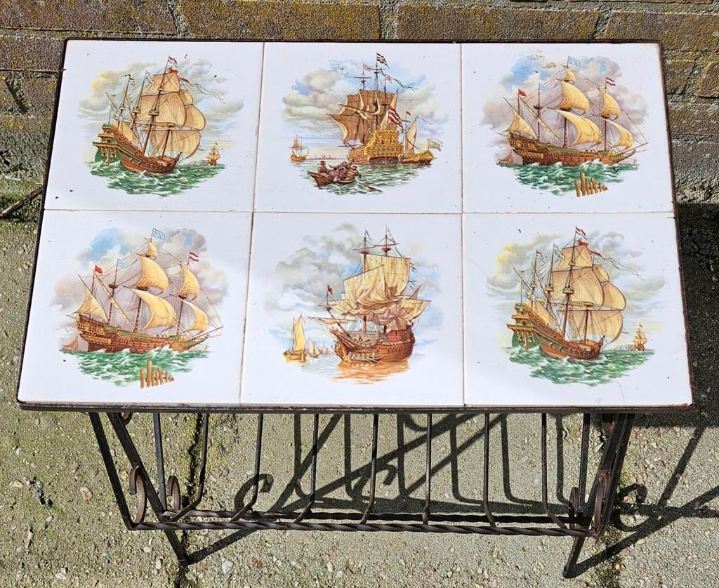 Bijzettafeltje en als krantenbak, Ophalen of Verzenden, Rond, Minder dan 55 cm, 45 tot 60 cm