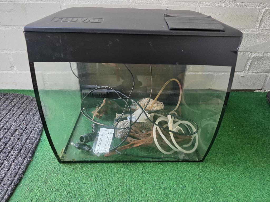 Fluval aquarium 34 liter, Dieren en Toebehoren, Vissen | Aquaria en Toebehoren, Ophalen, Gebruikt, Leeg aquarium, Fluval