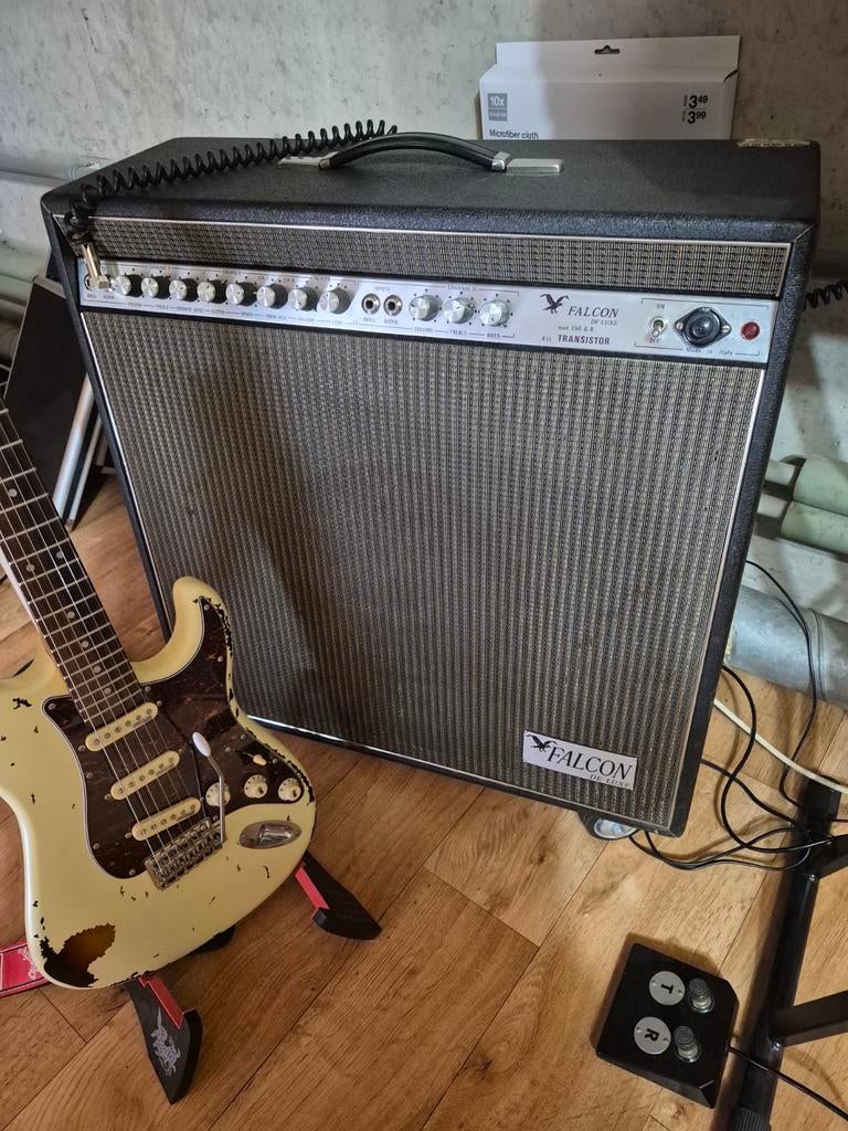 Falcon de luxe versterker jaren 60 in top conditie., Ophalen of Verzenden, Gebruikt, 50 tot 100 watt