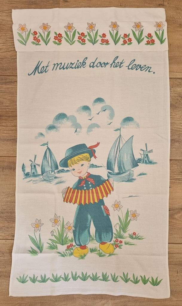 Mooie Hollandse overhanddoek jongen klompen molen, Huis en Inrichting, Keuken | Textiel, Ophalen of Verzenden, Gebruikt, Overige typen