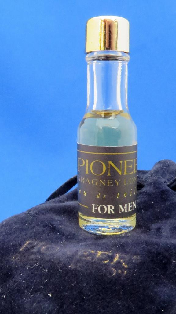 Mini - GRAGNEY LONDON - Pioneer - 6ml - edt - 5,9cm, Verzamelen, Parfumverzamelingen, Zo goed als nieuw, Miniatuur, Gevuld, Ophalen of Verzenden
