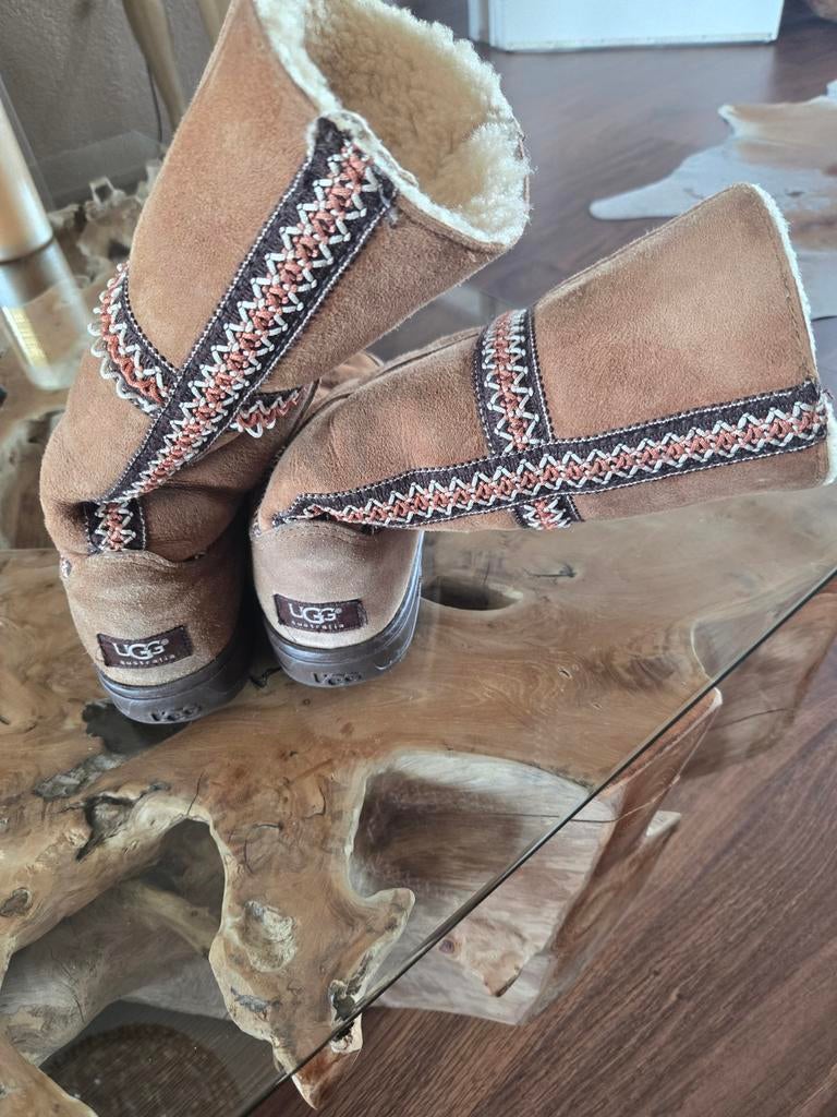 Nog super  mooie ugg maat 38, Ophalen of Verzenden, Zo goed als nieuw, Bruin