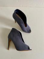 H207 Bestelle maat 38 pumps schoenen hak blauw, Blauw, Bestelle, Ophalen of Verzenden, Zo goed als nieuw