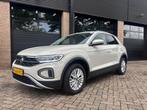 Volkswagen T-Roc 1.0 TSI Life Camera,PDC,Trekhaak,Navi,Led,C, Voorwielaandrijving, Adaptive Cruise Control, Stof, Gebruikt