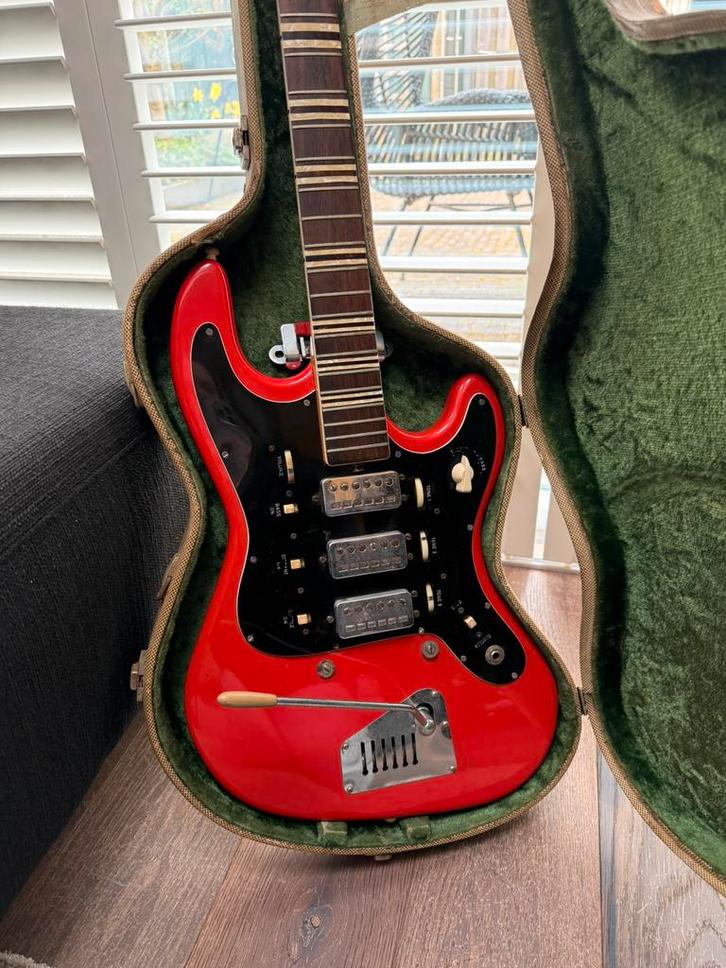 For Sale: 2 x Hofner Collectables, Muziek en Instrumenten, Snaarinstrumenten | Gitaren | Elektrisch, Gebruikt, Solid body, Overige merken