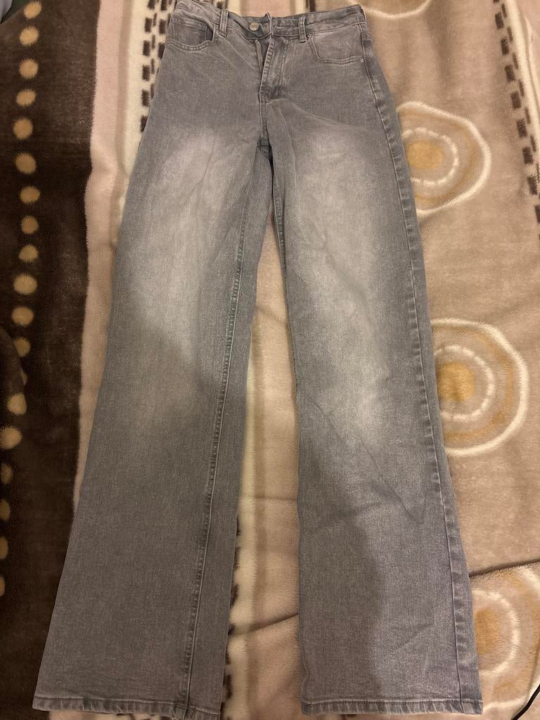 Grijze spijkerbroek - goede kwaliteit en comfortabel!, Kleding | Dames, Spijkerbroeken en Jeans, Ophalen of Verzenden, Zo goed als nieuw