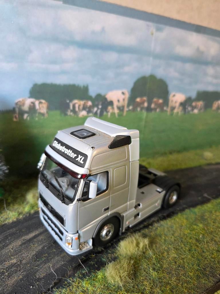 Volvo combinatie, Hobby en Vrije tijd, Modelauto's | 1:43, Ophalen of Verzenden, Zo goed als nieuw, Auto, Overige merken