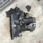 Peugeot 207 1.4  8 v Benzine 2006   Versnellingsbak, Auto-onderdelen, Ophalen, Gebruikt, -, -