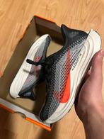 Nike Pegasus hardloopschoenen - maat 38.5 - Nieuw!, Sportschoenen, Nieuw, Ophalen of Verzenden, Grijs