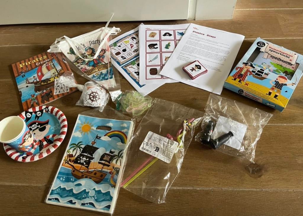 Piraten kinderfeestje, Hobby en Vrije tijd, Feestartikelen, Ophalen of Verzenden, Zo goed als nieuw