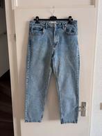 Stradivarius Mom Slim Fit Jeans - Maat 44, Ophalen of Verzenden, Zo goed als nieuw, Blauw, Overige jeansmaten