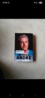 Boek: Gewoon, André - De biografie van André van Duin, Ophalen of Verzenden, Zo goed als nieuw, Bert Kuizenga, Film, Tv en Media