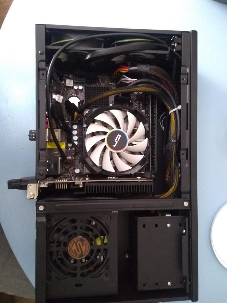 HTPC, Ophalen of Verzenden
