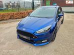 Ford Focus 2.0 ST RECARO LEDER 1E EIG DEALER ONDERHOUDEN!, 15 km/l, Gebruikt, 4 cilinders, Bluetooth