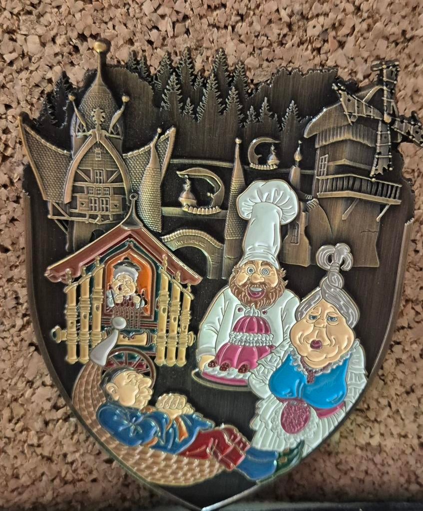 Efteling pin: Het Volk van Laaf - Uniek verzamelobject, Ophalen of Verzenden, Zo goed als nieuw, Button of Speldje