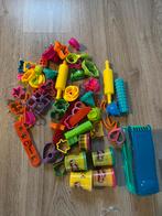 Play doh klei set met klei en veel vormpjes en klei machine, Ophalen of Verzenden, Zo goed als nieuw