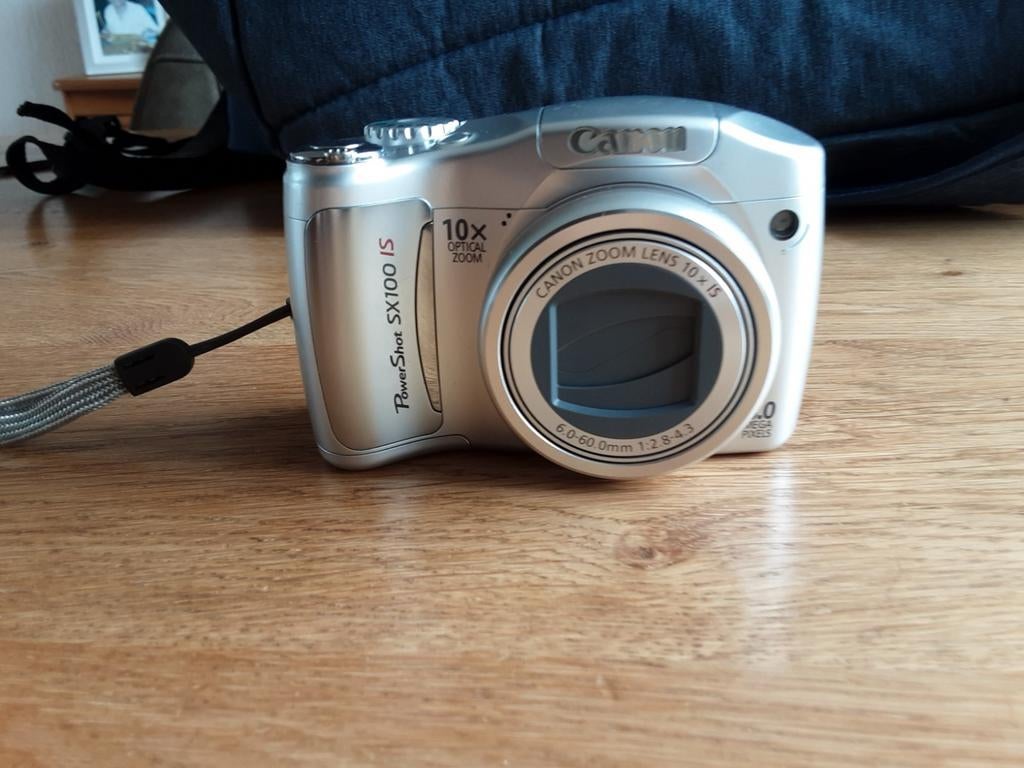 Canon PowerShot SX100 IS Digitale Camera - 10x Optische Zoom, Ophalen of Verzenden, Canon, 8 keer of meer
