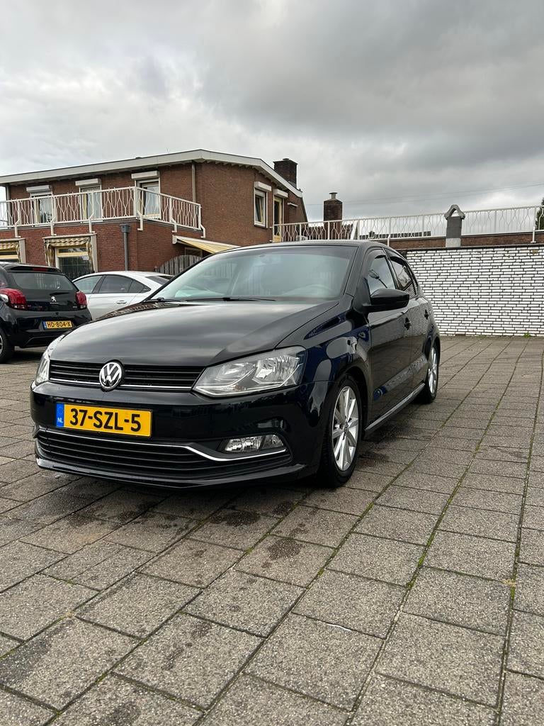 Volkswagen Polo 1.2 TSI 66KW 2012 Zwart, Voorwielaandrijving, 40 €/maand, 4 cilinders, Zwart