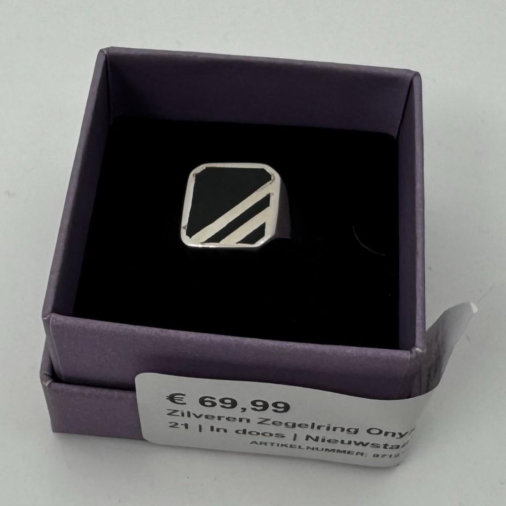 Zilveren Zegelring Onyx | Maat 21 | In doos | Nieuwstaat, 20 of groter, Dordrecht@usedproducts.nl, Ophalen of Verzenden, Zo goed als nieuw