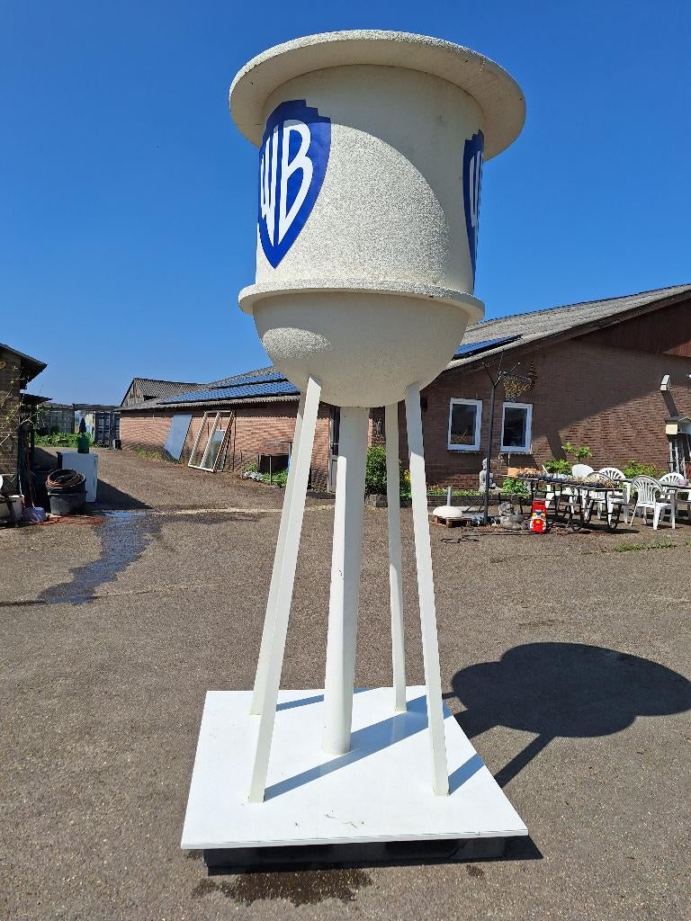 Warner Bros watertoren model, Verzamelen, Stripfiguren, Ophalen, Overige figuren, Zo goed als nieuw, Gebruiksvoorwerp