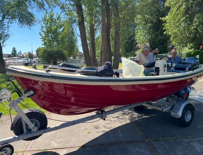 Nette sloep te koop – klaar voor het vaarseizoen!, Watersport en Boten, Vis- en Consoleboten, Zo goed als nieuw, Tot 10 pk, 3 tot 6 meter
