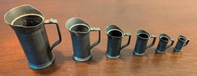 Set van 6 antieke Franse tinnen maatbekers, Antiek en Kunst, Ophalen