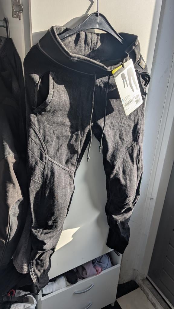 Macna motor joggingsbroek maat L, Motoren, Ophalen of Verzenden