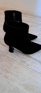 Manfield zwart suède laarsje maat 37, Ophalen of Verzenden, Zo goed als nieuw, Zwart