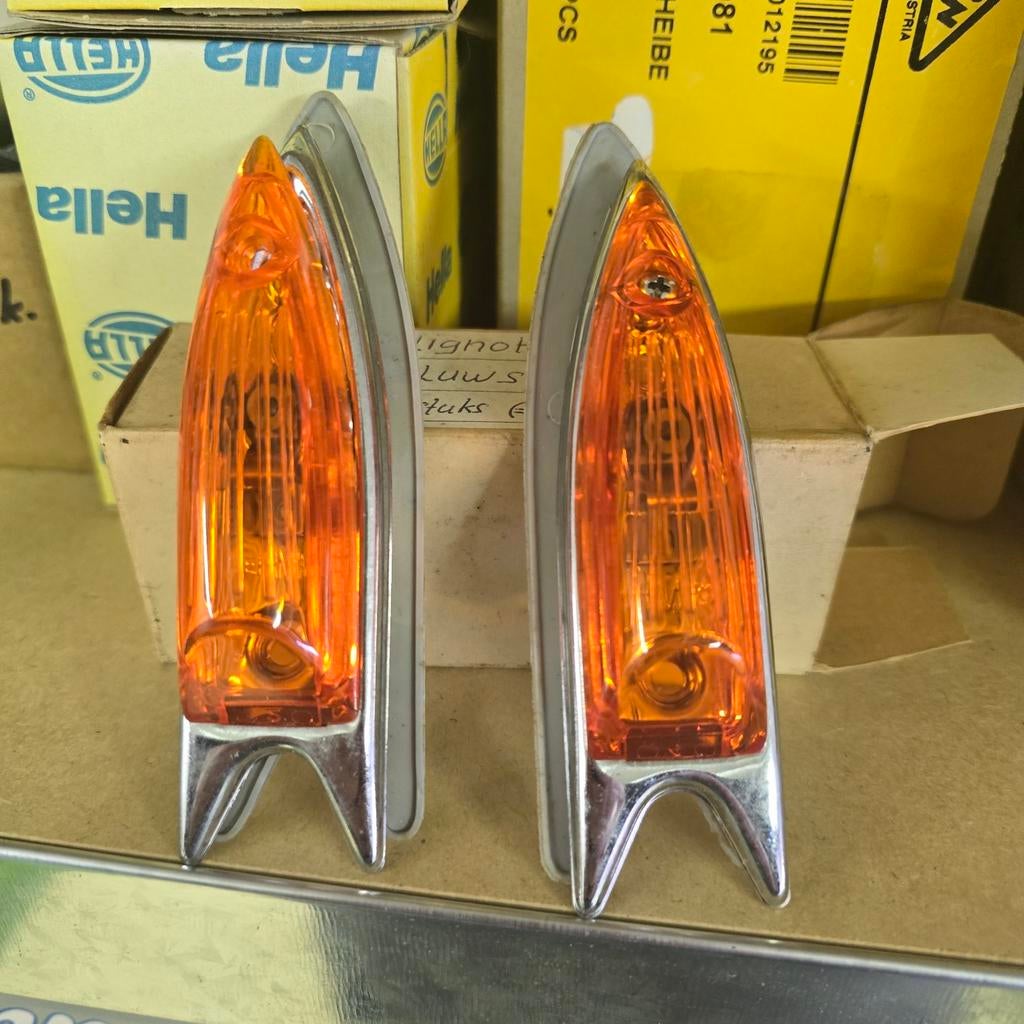 Oude Zwaluwstaart Knipperlicht Set (2 stuks), Auto-onderdelen, Verlichting, Ophalen of Verzenden, Gebruikt, Universele onderdelen