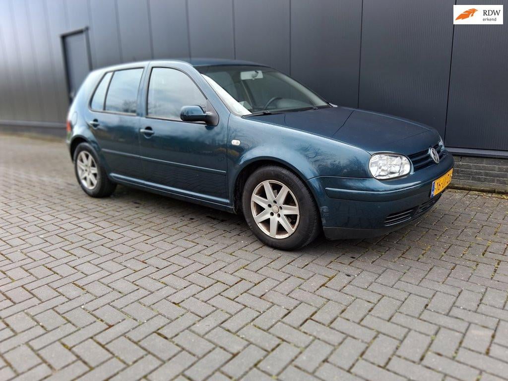 Volkswagen Golf 1.6-16V Ocean / apk 13-3-2027 / prijspakker, Auto's, Voorwielaandrijving, Stof, Zwart, 4 cilinders