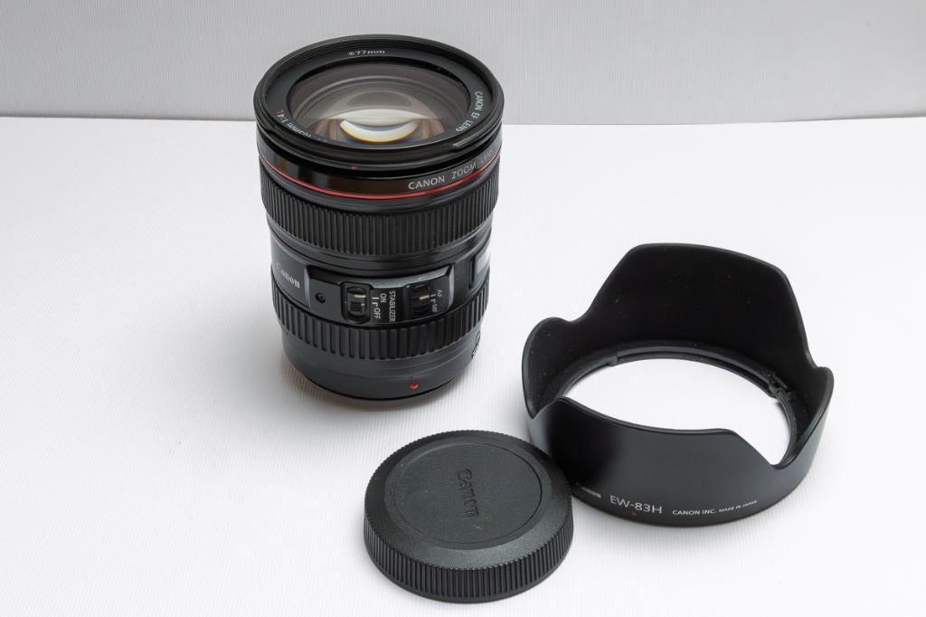 Canon EF 24-105mm f/4L IS USM met zonnekap, Audio, Tv en Foto, Fotografie | Lenzen en Objectieven, Ophalen, Zo goed als nieuw