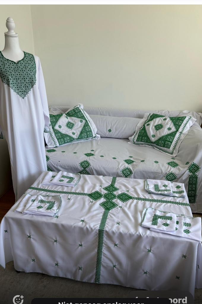 Traditionele Henna set te HUUR, Ophalen, Zo goed als nieuw