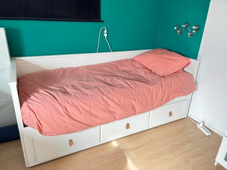 IKEA HEMNES bedbank met 3 lades, Huis en Inrichting, Slaapkamer | Bedden, Zo goed als nieuw, Tweepersoons, 80 cm, Hout, Wit, Verstelbaar