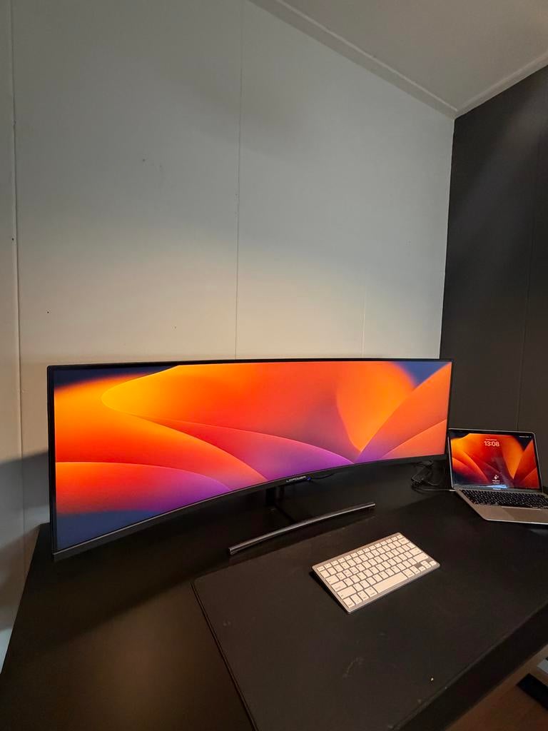 LC Power 49 inch Curved Ultrawide Monitor, Gaming, 101 t/m 150 Hz, Curved, VA