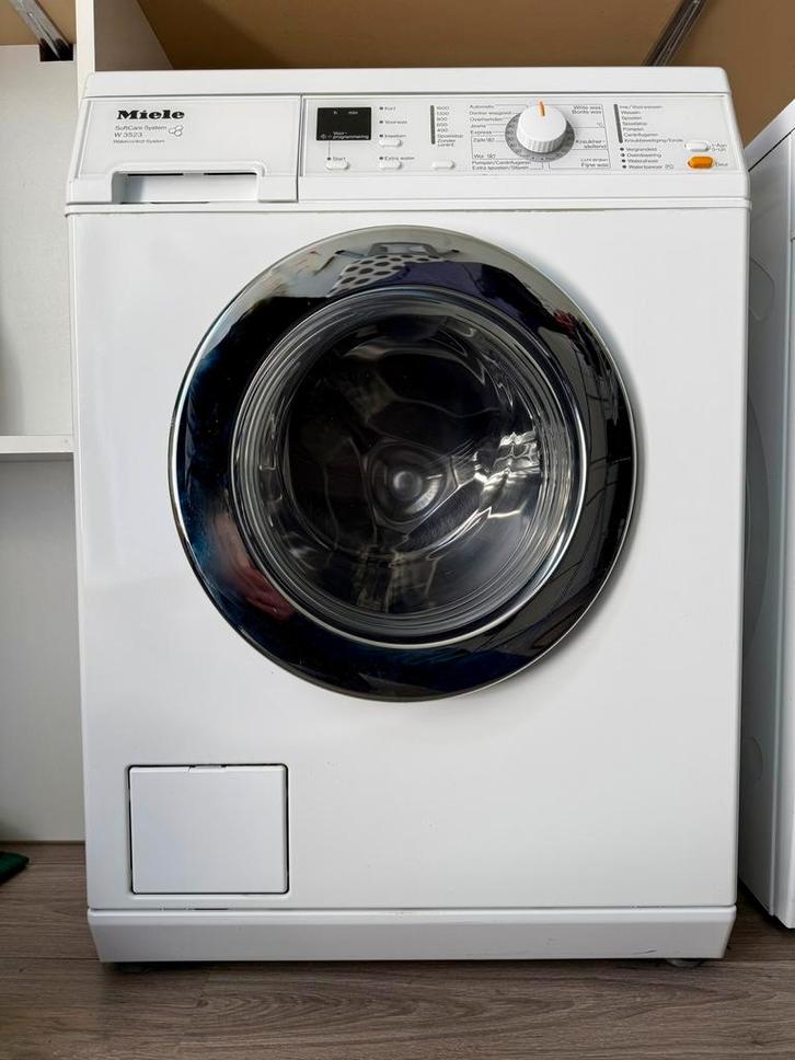 Miele W3523 Wasmachine - SoftCare System, Witgoed en Apparatuur, Wasmachines, Gebruikt, Voorlader, 6 tot 8 kg, 85 tot 90 cm, 1200 tot 1600 toeren