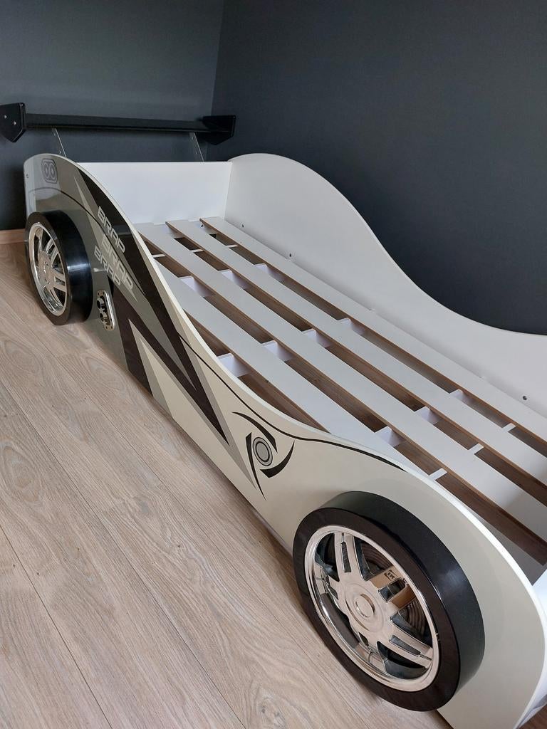 Autobed, Kinderen en Baby's, Kinderkamer | Bedden, Ophalen, 85 tot 100 cm, Zo goed als nieuw, Matras