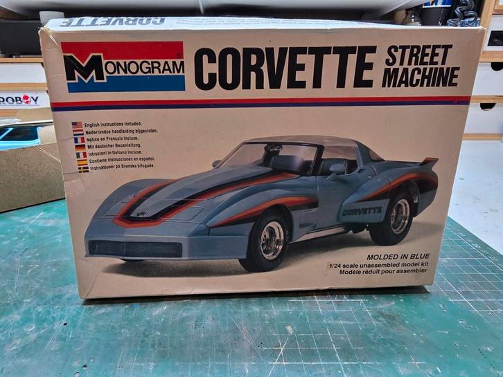 Monogram 2259-0100 Corvette street machine.
Oude kit uit 79, Hobby en Vrije tijd, Modelbouw | Auto's en Voertuigen, Zo goed als nieuw