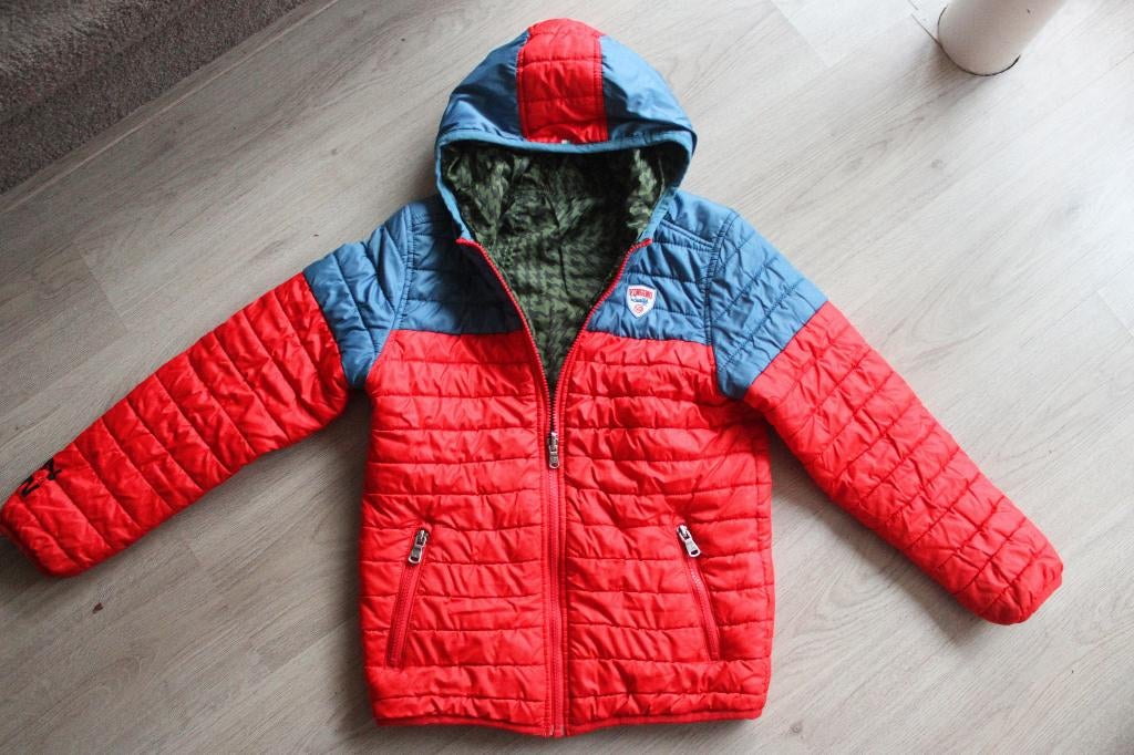 lekkere tussen jas 2 kanten draagbaar 146 152, Kinderen en Baby's, Kinderkleding | Maat 146, Ophalen of Verzenden, Zo goed als nieuw