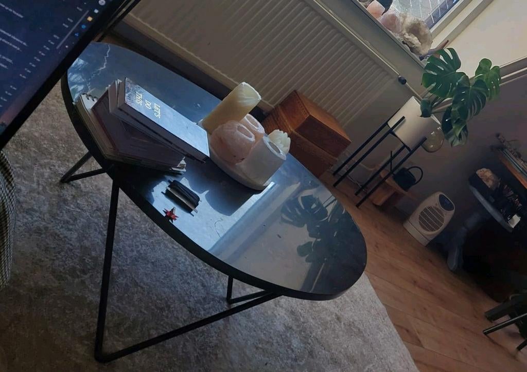 Echt marmeren salontafel - Richard - Furnified, Huis en Inrichting, Tafels | Salontafels, Ophalen, 50 tot 100 cm, Rond, 50 tot 100 cm
