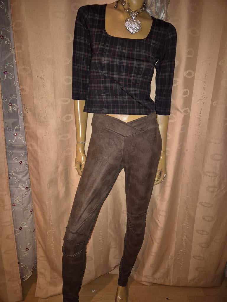 Bruine legging met V-vormige tailleband van kimm maat 1, Kleding | Dames, Legging, Maat 36/38 (S), Bruin, Ophalen of Verzenden