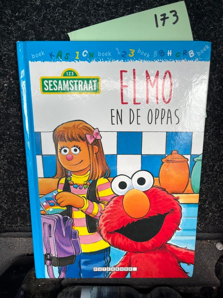 Sesamstraat: Elmo en de Oppas - Kinderboek, Fictie algemeen, Jongen of Meisje, Ophalen of Verzenden, Zo goed als nieuw