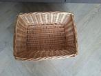Rechthoekige rieten mand, Huis en Inrichting, Woonaccessoires | Schalen en Manden, Ophalen of Verzenden, Zo goed als nieuw, Rond