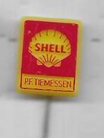 TIEMESSEN SHELL SPELD, Ophalen of Verzenden, Gebruikt, Merk, Speldje of Pin