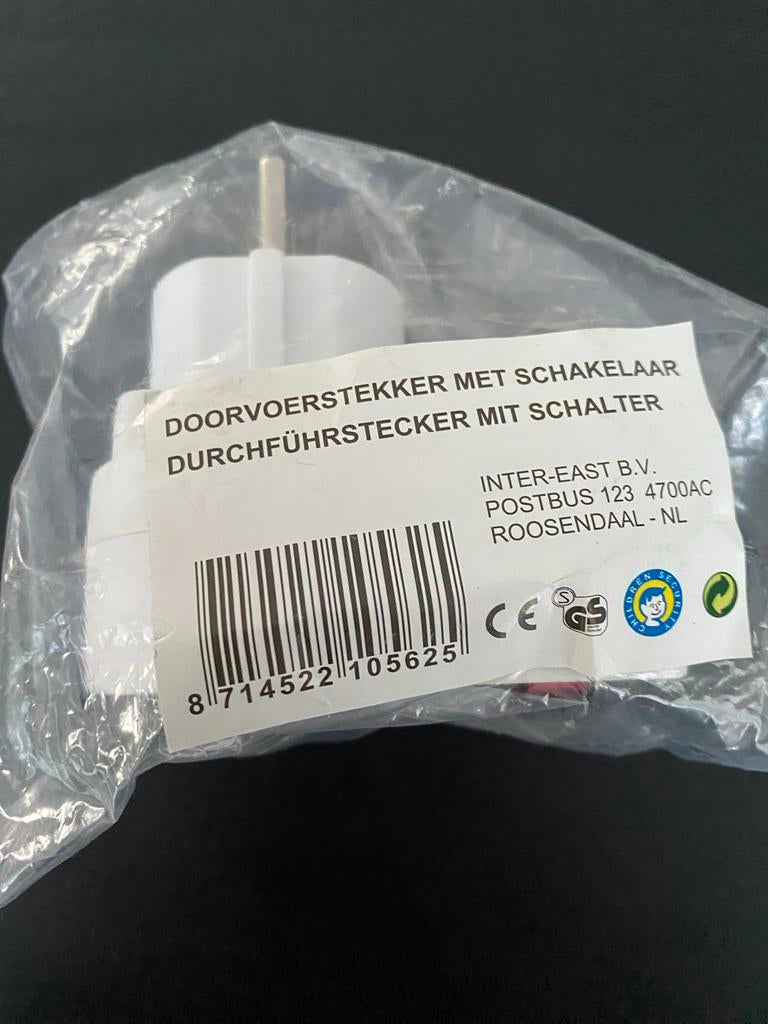 Nieuwe Doorvoer Stekker met Schakelaar - Wit, Ophalen of Verzenden, Nieuw