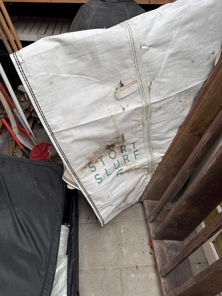 Stortslurf (3 stukken) - Gratis af te halen in Breda, Ophalen