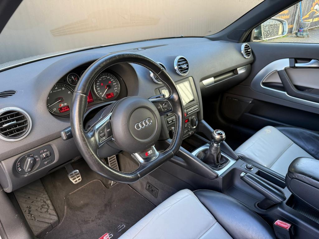 Audi A3 2.0 TFSI S3 quattro Ambition Leder, Auto's, Gebruikt, Zwart, 4 cilinders, 1984 cc