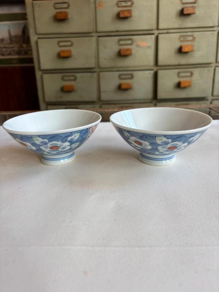 Paar Japanse Imari-porseleinen kommen – Arita, 19e eeuw, Antiek en Kunst, Antiek | Porselein, Ophalen of Verzenden