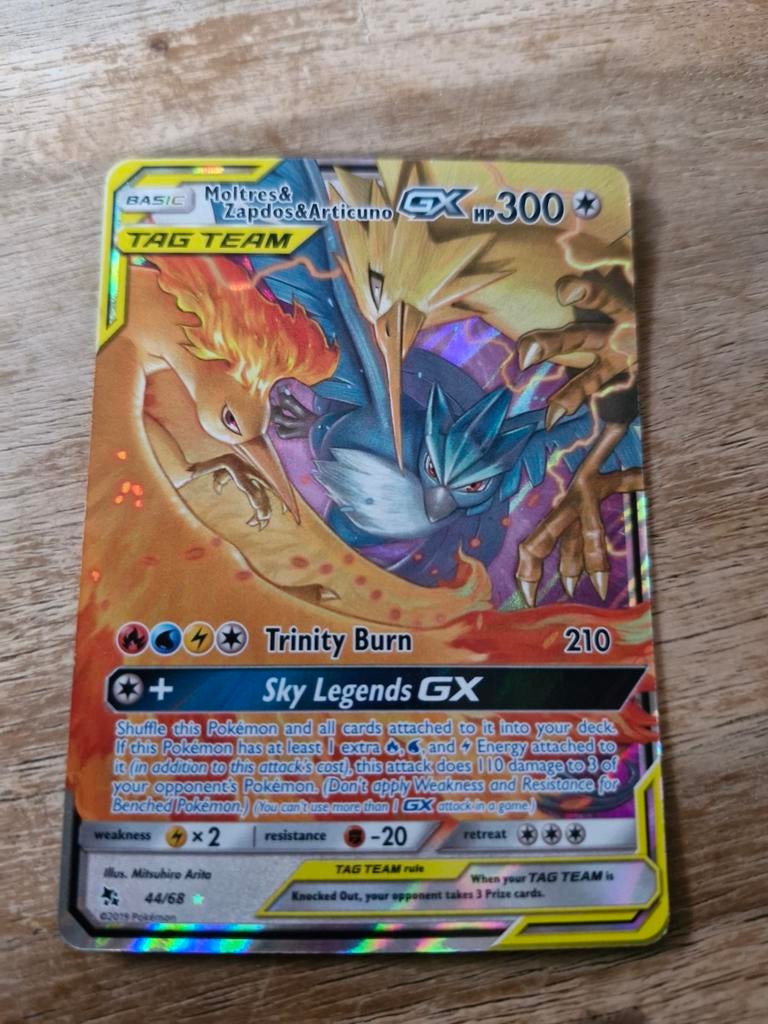 Moltres & Zapdos & Articuno GX TAG TEAM Pokémon Kaart, Ophalen of Verzenden, Gebruikt, Losse kaart, Foil