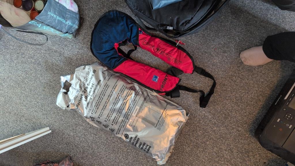 Challenger Interlock 275 Series 3 reddingsvest, Ophalen, Nieuw, Dame of Heer, Reddingsvest of Zwemvest