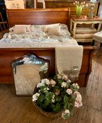 Gaaf landelijk houten 2 persoons bed met boxspring, Ophalen